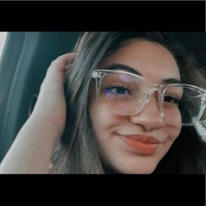 Meet your Posher, Jena